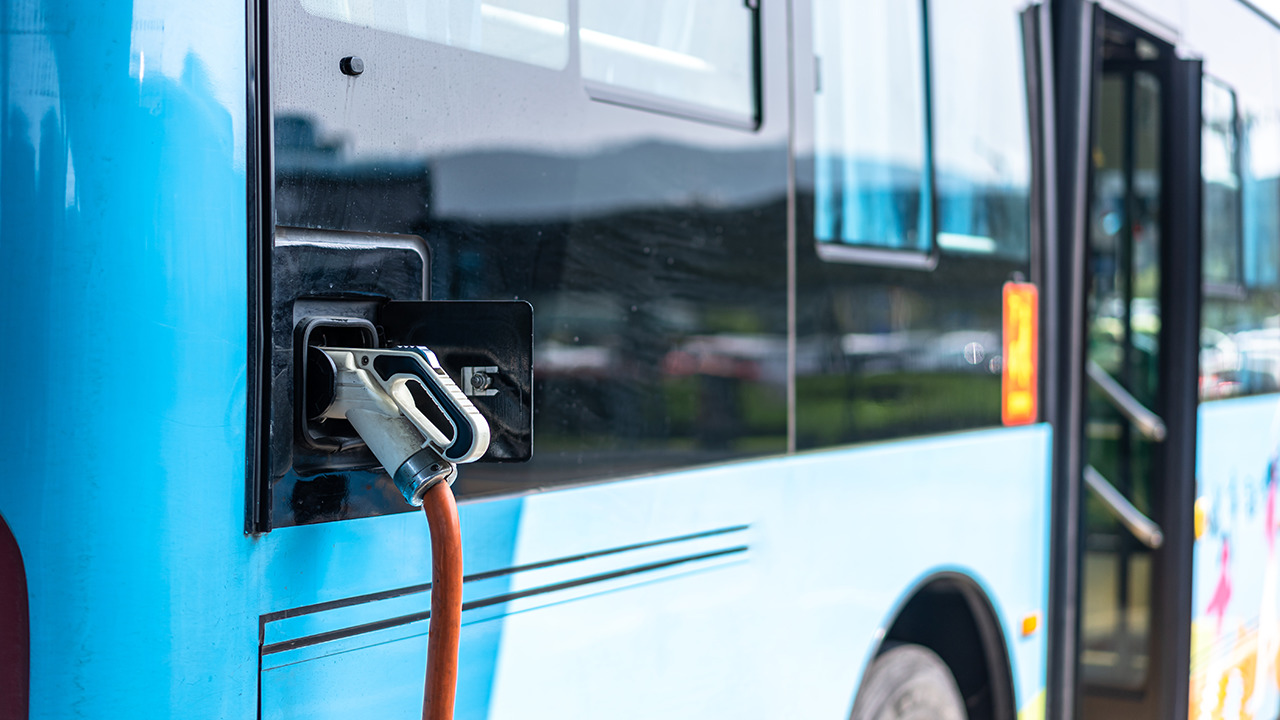 Transit companies moving to Electric buses in the US