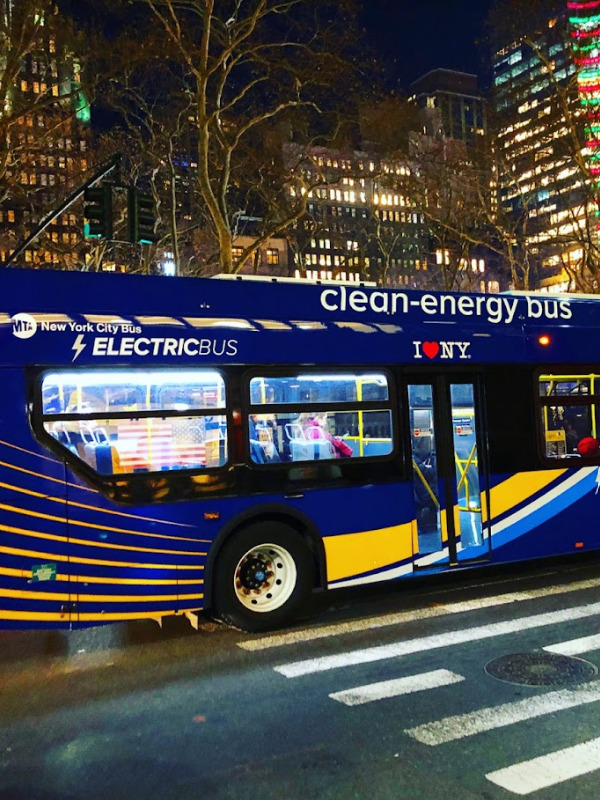 How the Hybrid Transit Bus Can Lower Carbon Emissions